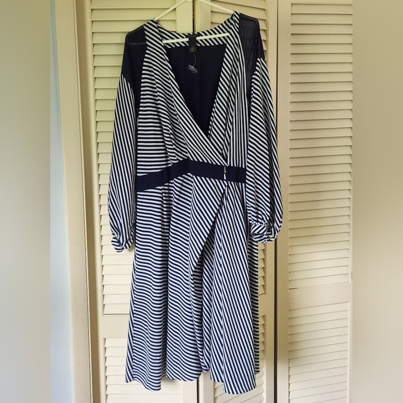 Prabal Gurung x Lane Bryant Navy and White Faux Wrap Midi Dress Plus Size 24 - Picture 1 of 10